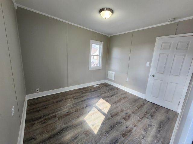 26405 Chippendale Street, Roseville, MI 48066