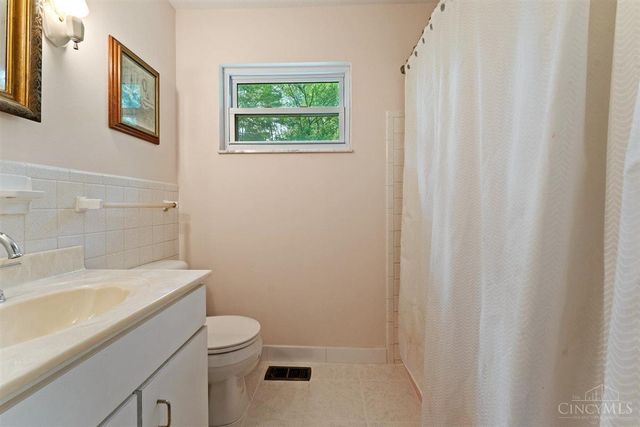 5249 Blenheim Court, Delhi Twp, OH 45238
