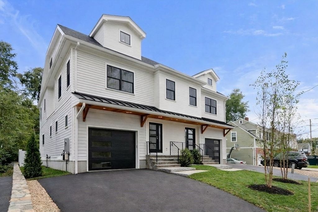 71 Cloverdale 1, Newton, MA 02461
