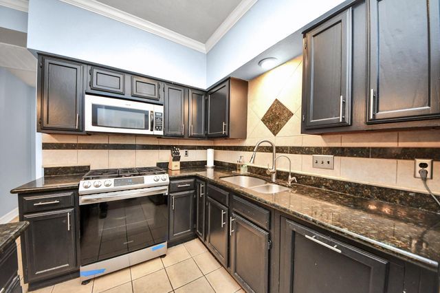 12218 Taylors Crossing Drive, Tomball, TX 77375