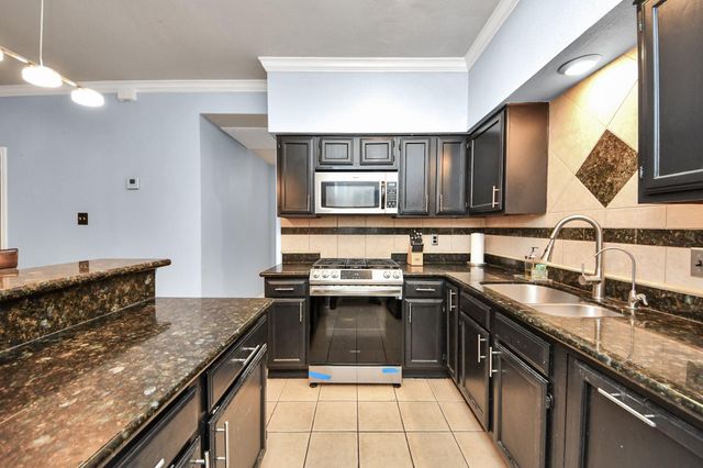 12218 Taylors Crossing Drive, Tomball, TX 77375