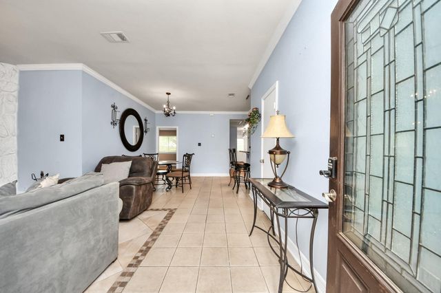 12218 Taylors Crossing Drive, Tomball, TX 77375