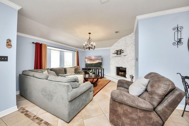 12218 Taylors Crossing Drive, Tomball, TX 77375