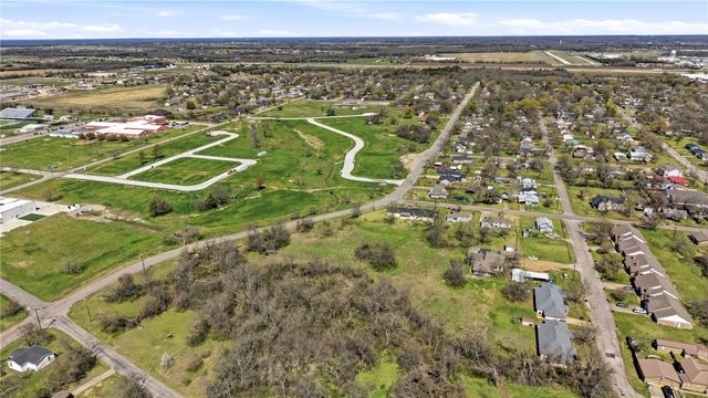 1700 Agnew Street, Bonham, TX 75418