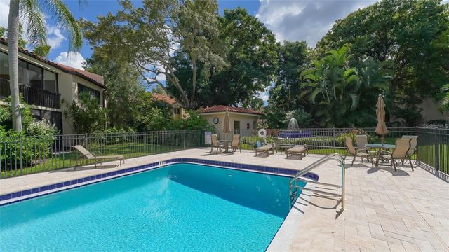 800 HUDSON AVENUE 106, Sarasota, FL 34236