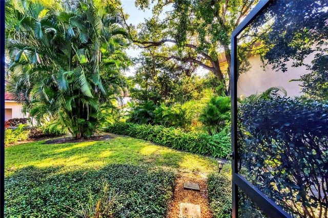 800 HUDSON AVENUE 106, Sarasota, FL 34236