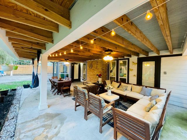 18014 Vintage Wood Lane, Spring, TX 77379