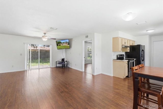 906 Oak Street, Inverness, FL 34452