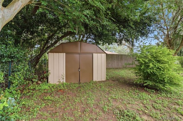 906 Oak Street, Inverness, FL 34452