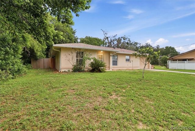 906 Oak Street, Inverness, FL 34452