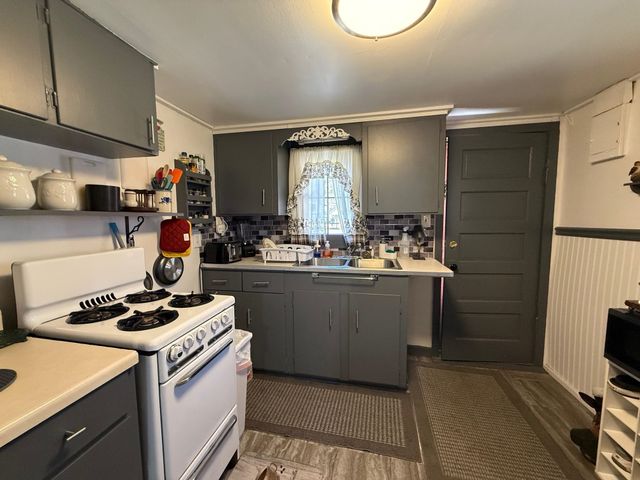 6321 Elk Lake Road, Gladwin, MI 48624