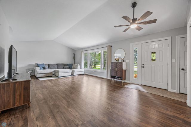 2458 W Country Club Drive S, Fargo, ND 58103