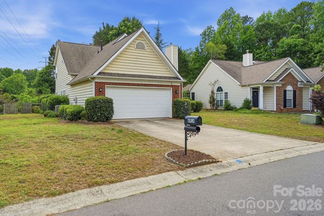 6914 Weirton Place, Charlotte, NC 28226