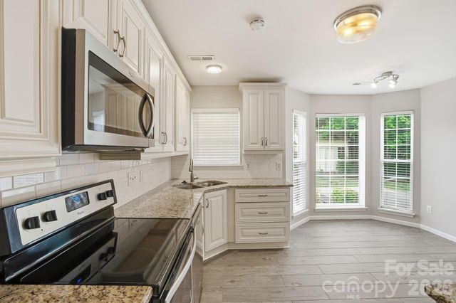 6914 Weirton Place, Charlotte, NC 28226
