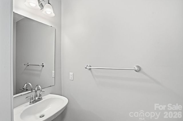 6914 Weirton Place, Charlotte, NC 28226