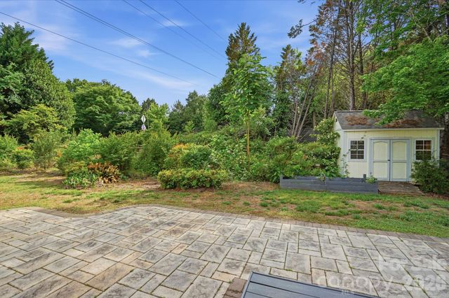 6914 Weirton Place, Charlotte, NC 28226