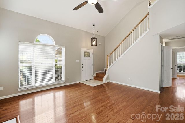 6914 Weirton Place, Charlotte, NC 28226