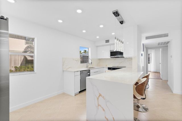 160 Brittany, Delray Beach, FL 33446