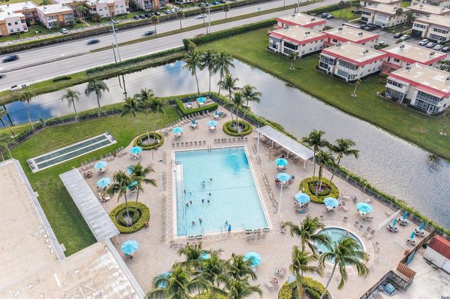 160 Brittany, Delray Beach, FL 33446