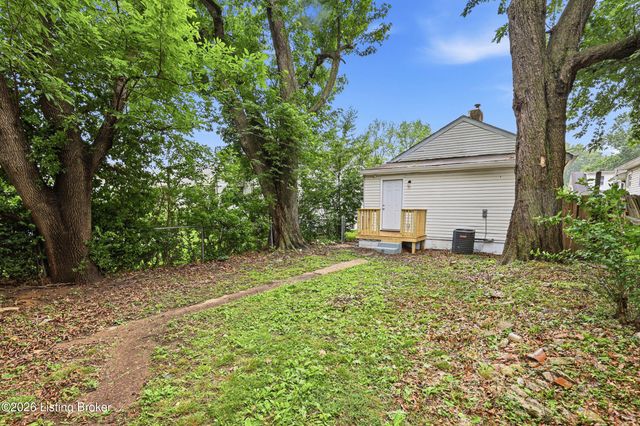 2329 W Lee St, Louisville, KY 40210