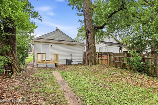 2329 W Lee St, Louisville, KY 40210