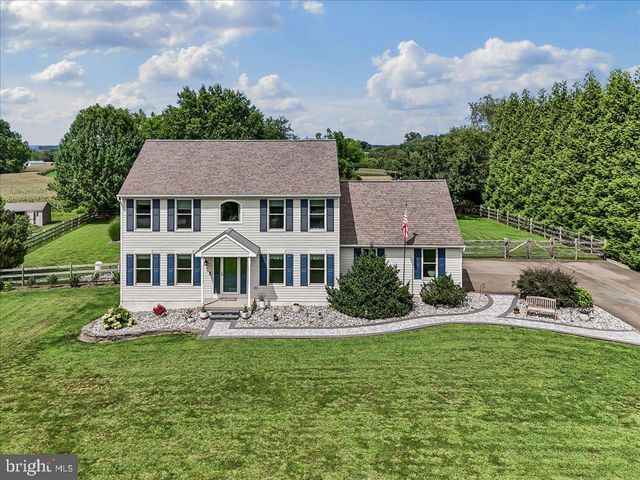 237 COUNTRY DR, Oxford, PA 19363