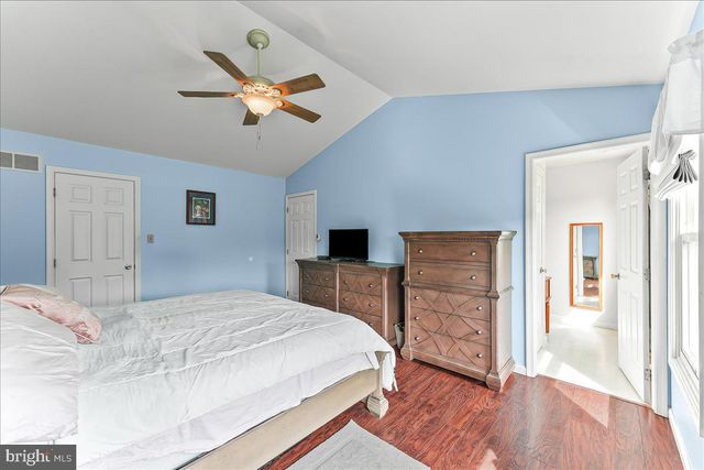 237 COUNTRY DR, Oxford, PA 19363