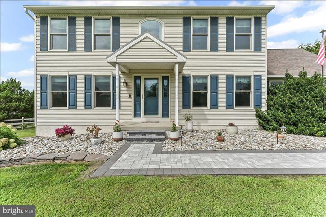 237 COUNTRY DR, Oxford, PA 19363