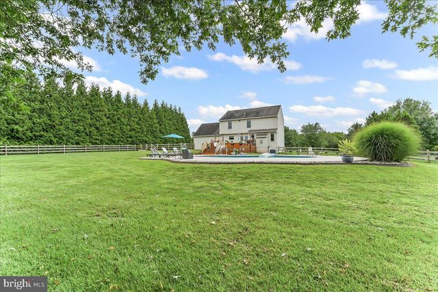 237 COUNTRY DR, Oxford, PA 19363