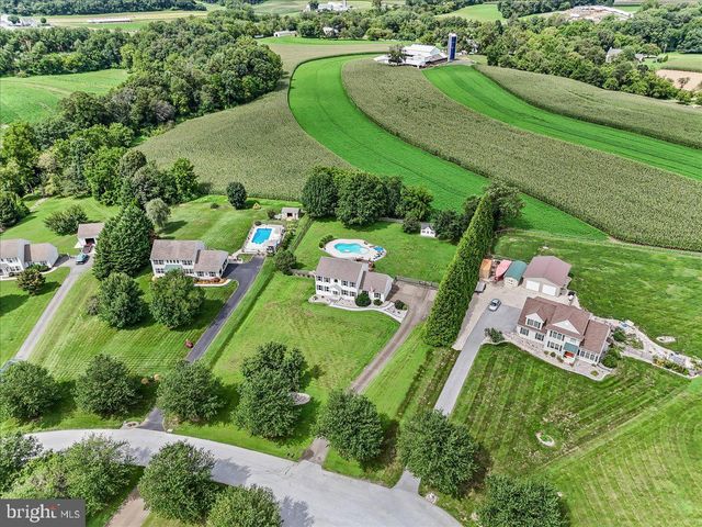 237 COUNTRY DR, Oxford, PA 19363