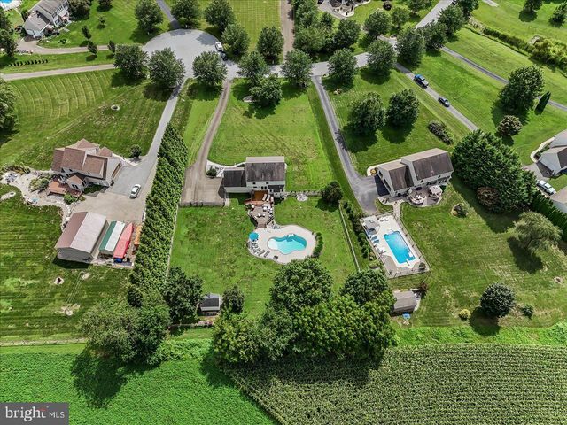 237 COUNTRY DR, Oxford, PA 19363