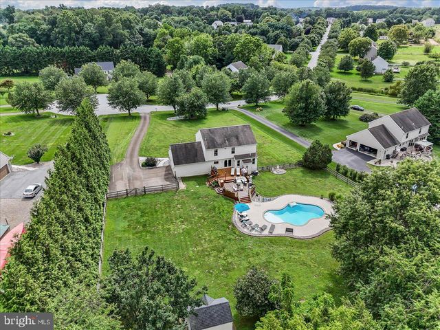 237 COUNTRY DR, Oxford, PA 19363