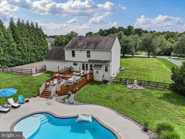 237 COUNTRY DR, Oxford, PA 19363