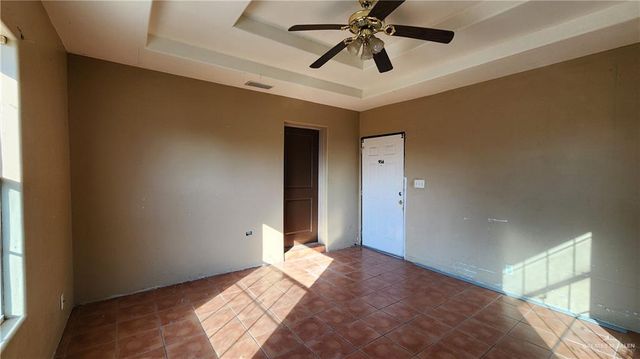 1910 N Oak Street, Alton, TX 78573