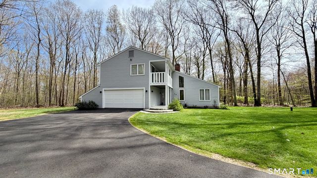 29 Heather Lane, Granby, CT 06060