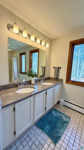 29 Heather Lane, Granby, CT 06060
