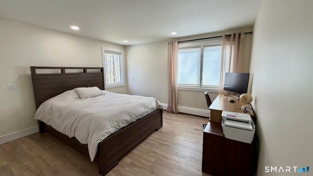 29 Heather Lane, Granby, CT 06060