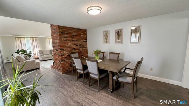 29 Heather Lane, Granby, CT 06060