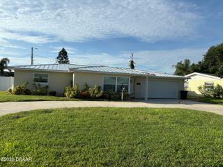 100 Golfview Lane, Ormond Beach, FL 32176