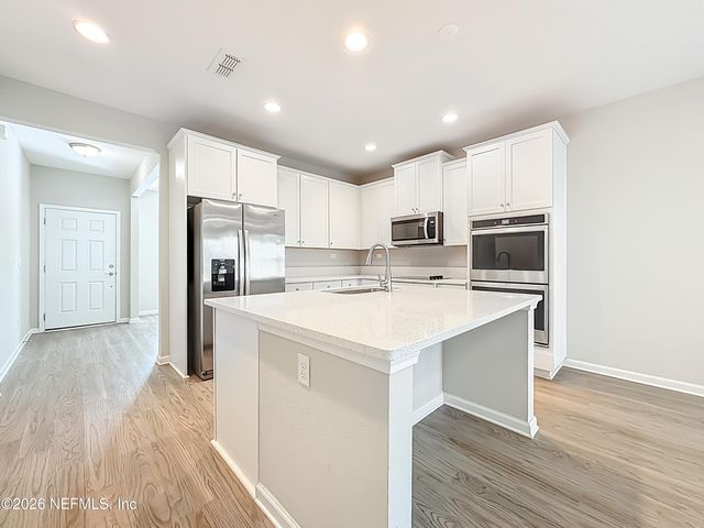 2274 EAGLE TALON Circle, Fleming Island, FL 32003