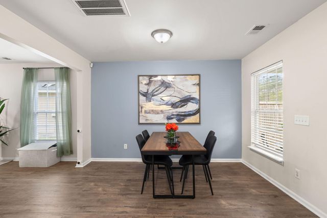 212 Avonshire Drive, Summerville, SC 29483