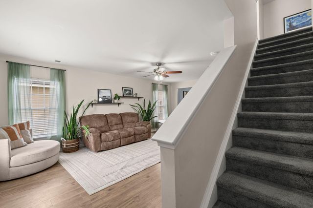 212 Avonshire Drive, Summerville, SC 29483