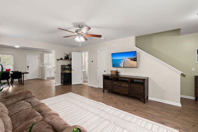 212 Avonshire Drive, Summerville, SC 29483