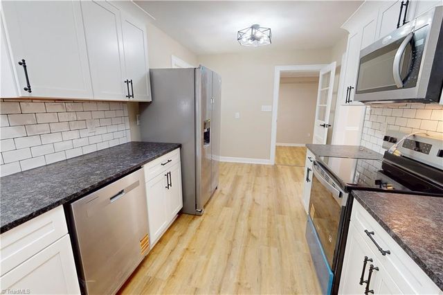 204 Forest Hill Road, Mount Airy, NC 27030