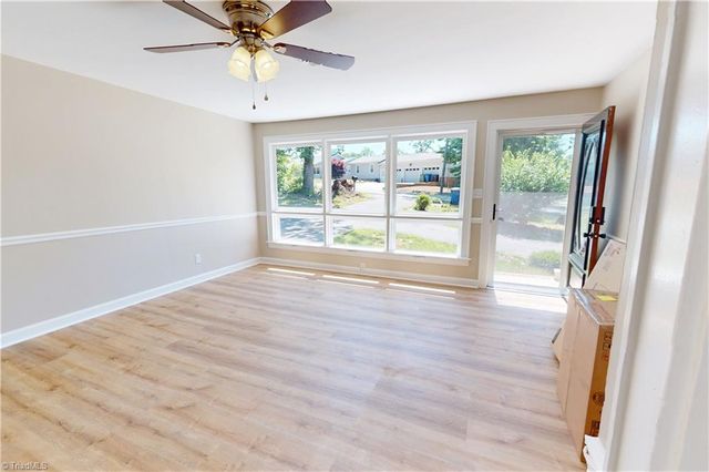 204 Forest Hill Road, Mount Airy, NC 27030