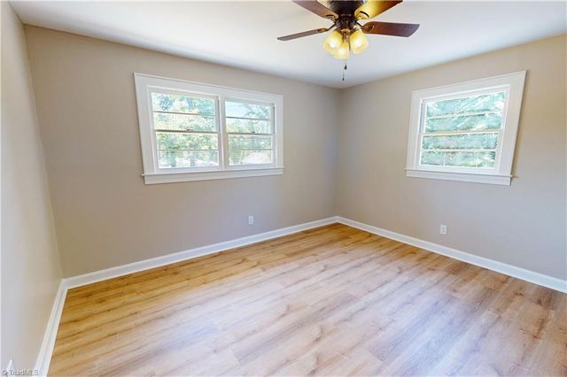 204 Forest Hill Road, Mount Airy, NC 27030