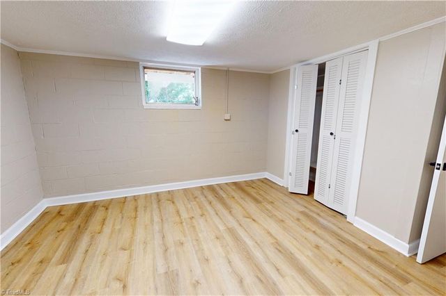 204 Forest Hill Road, Mount Airy, NC 27030