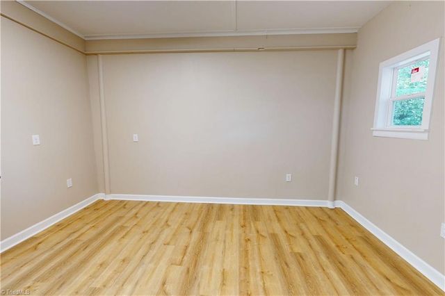 204 Forest Hill Road, Mount Airy, NC 27030