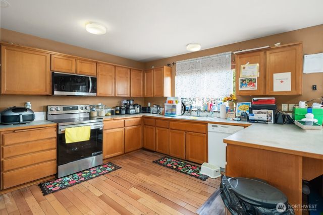 12421 SE 278th Place, Kent, WA 98030