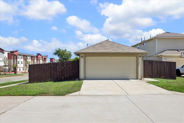 10110 Lampton LN, Austin, TX 78754